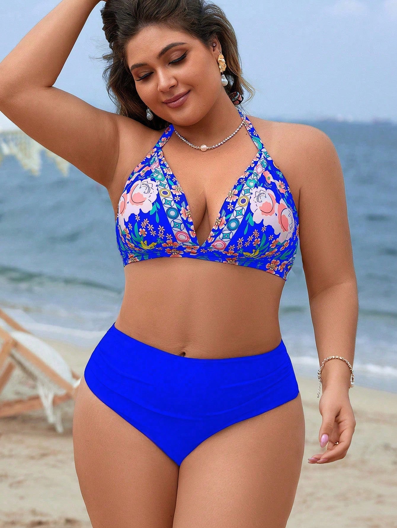 Biquini feminino estampado cintura alta Jazmin. Plus Size