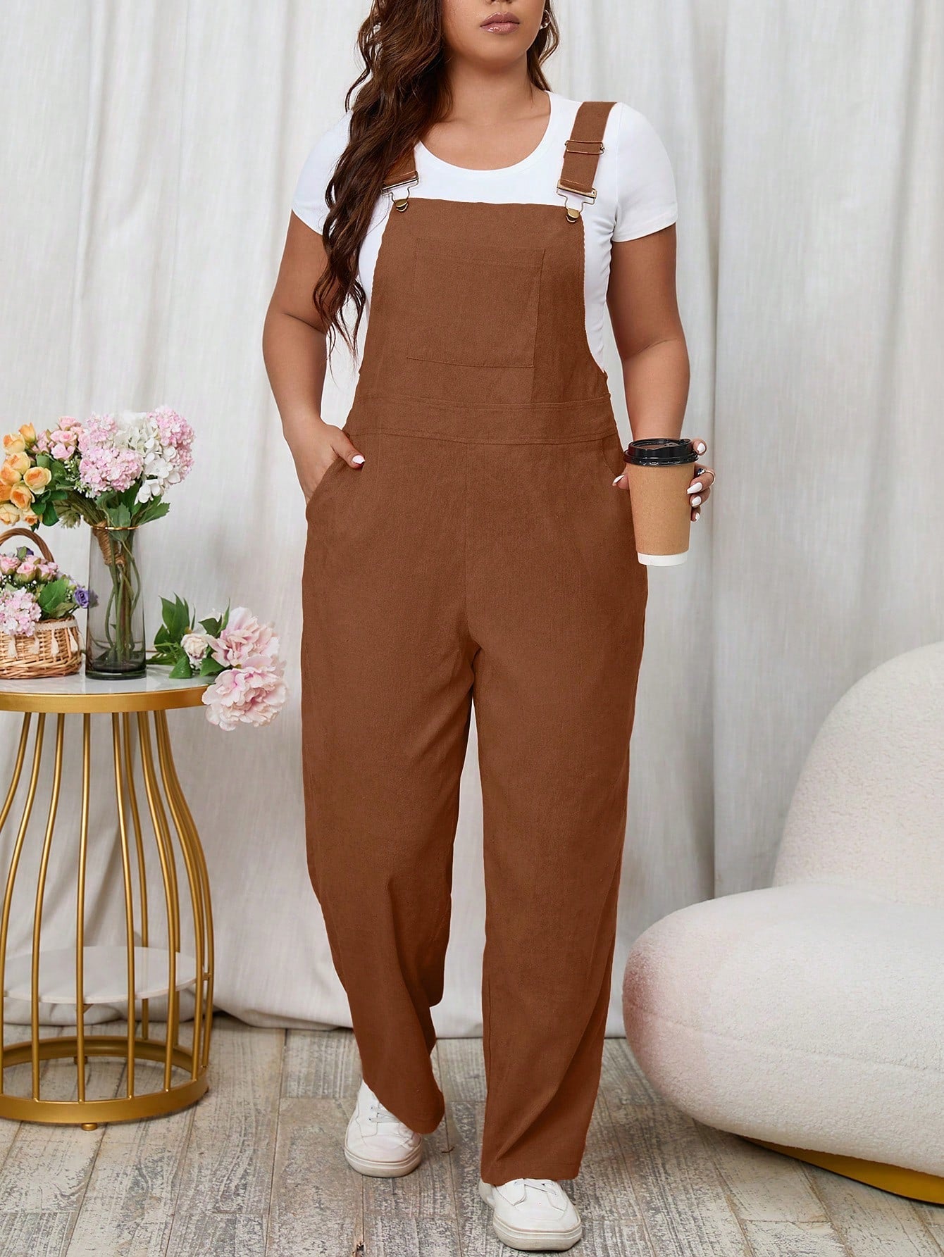 Macacão feminino Caroline. Plus Size