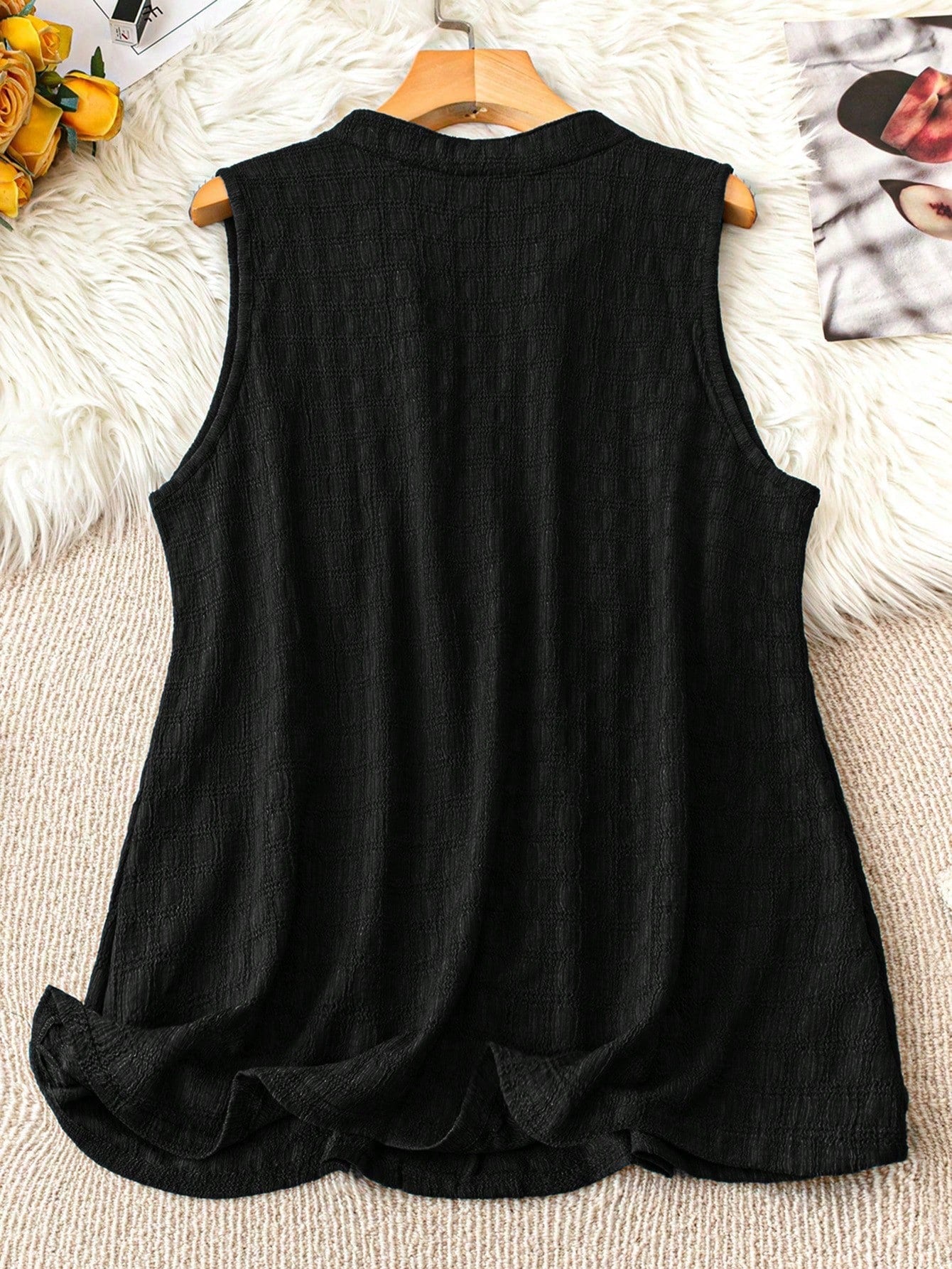 Camisa Regata Feminina Decote em V Regiane. Plus Size
