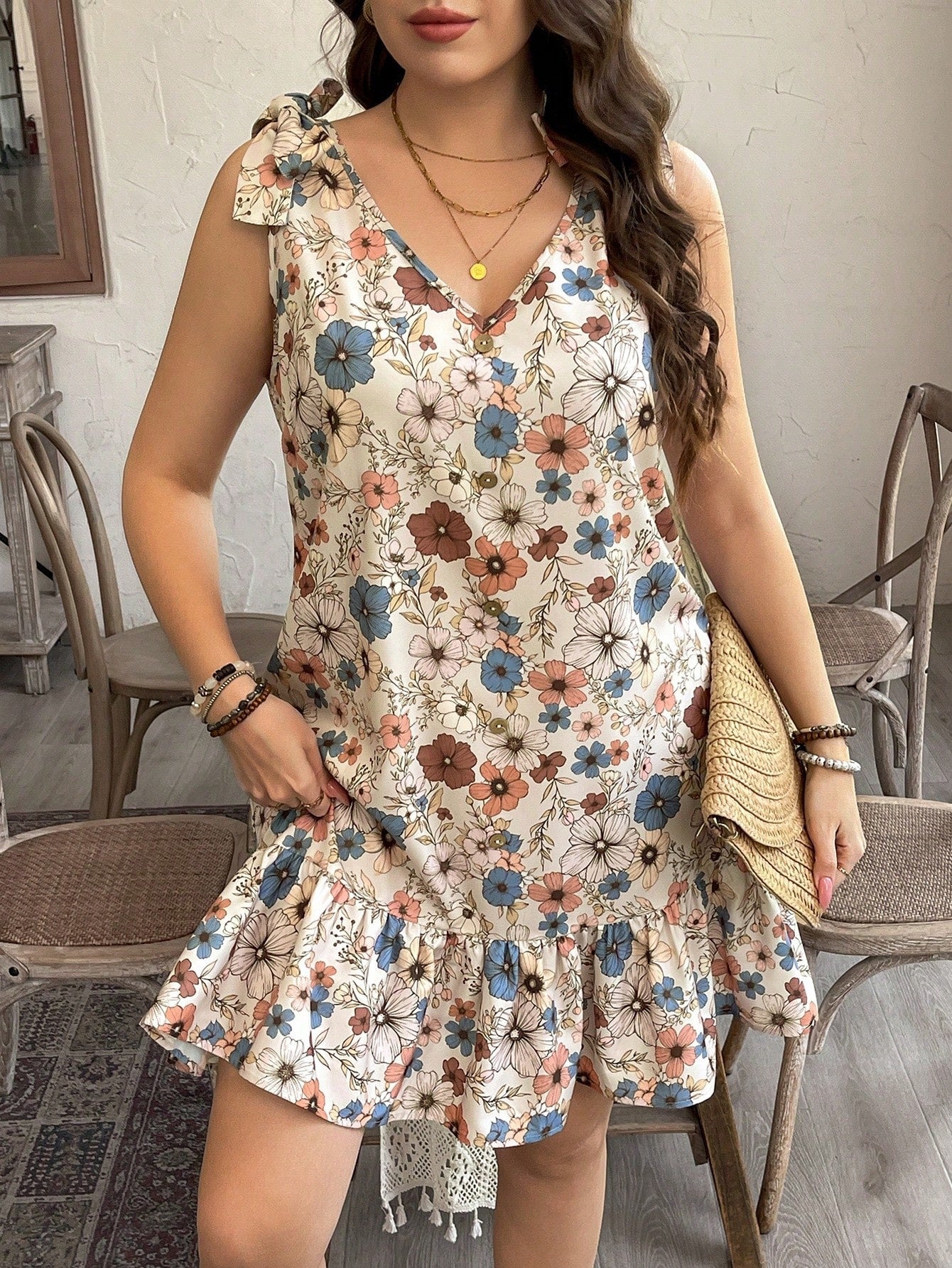 Vestido Feminino Decoração de Laço nos Ombros - Geiliane . Plus Size