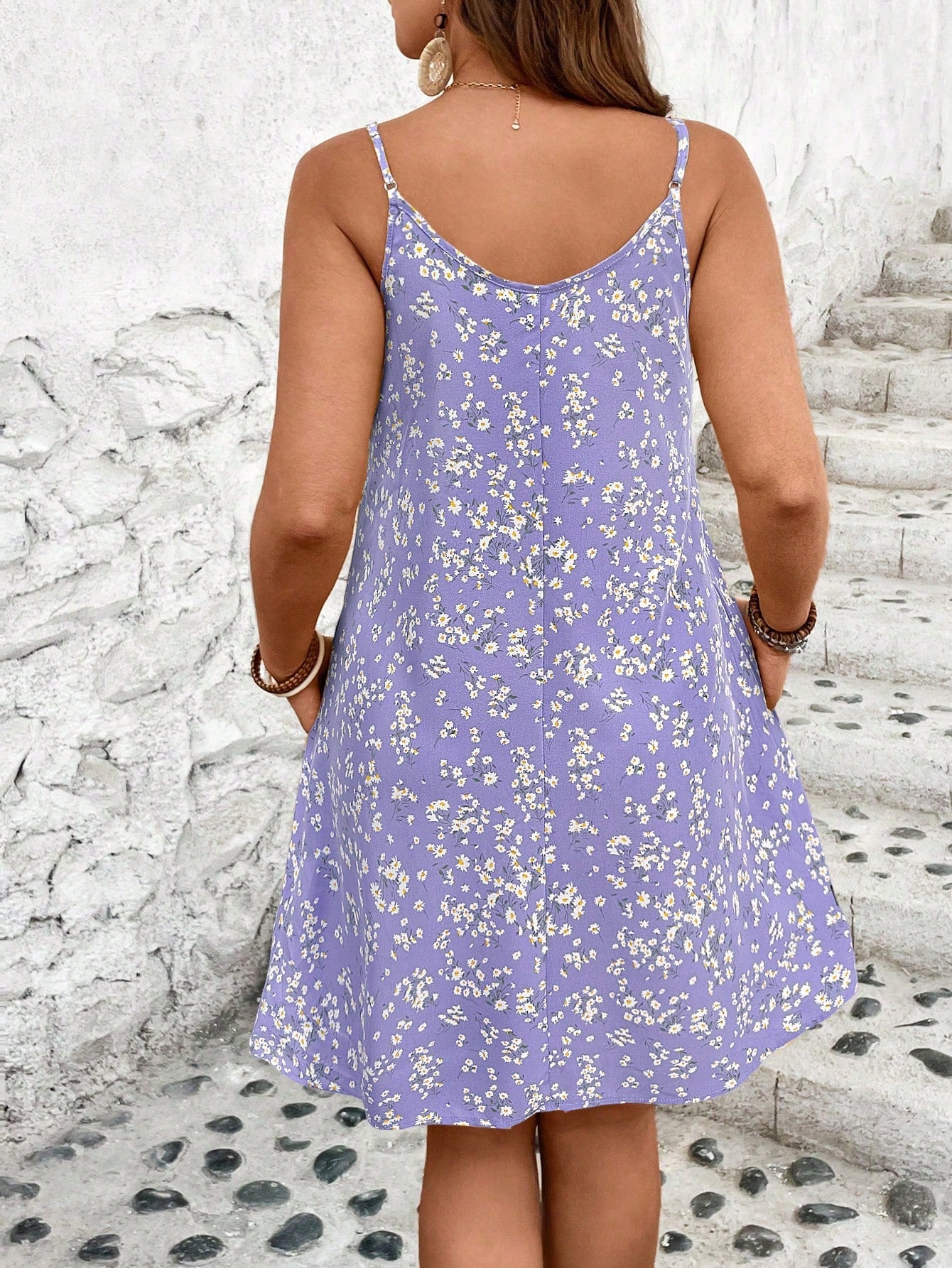 Vestido Feminino com Botões Frontais e Modelagem Soltinha - Poliane . Plus Size