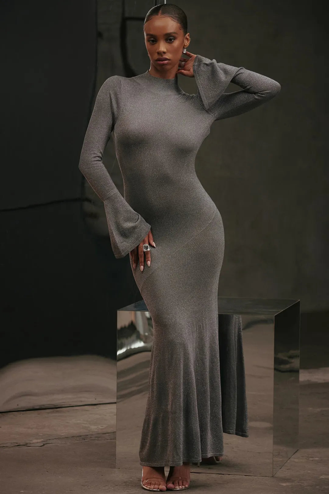 Vestido Longo Para Festas Cinza Cativante Modelo Sancha