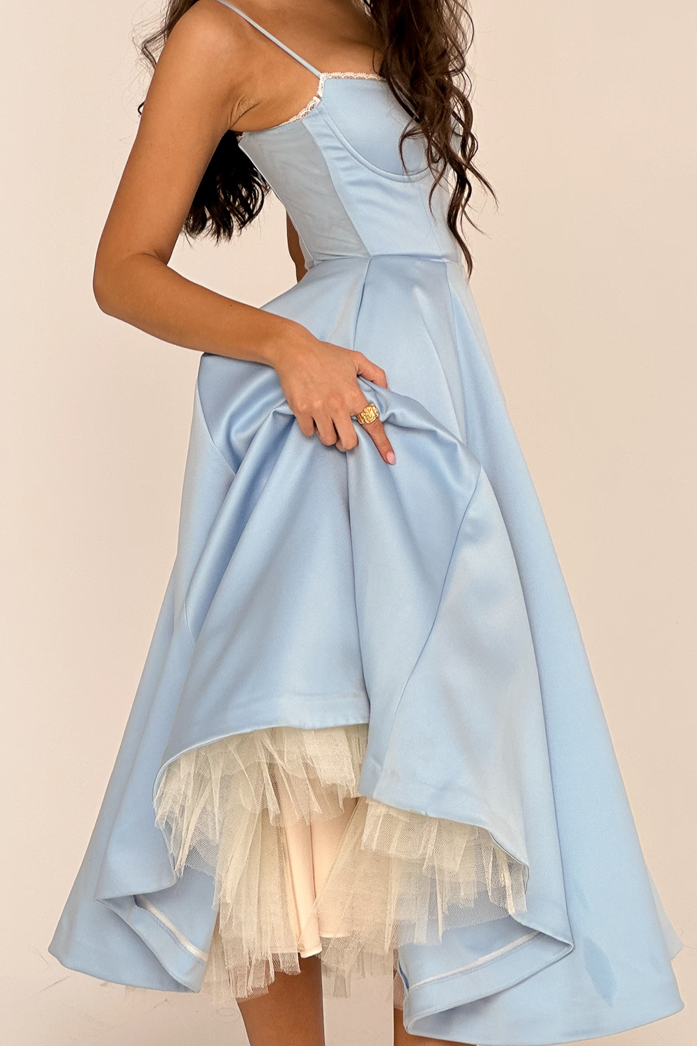 Vestido Midi Cloe - Modela a Cintura | Dupla Camada