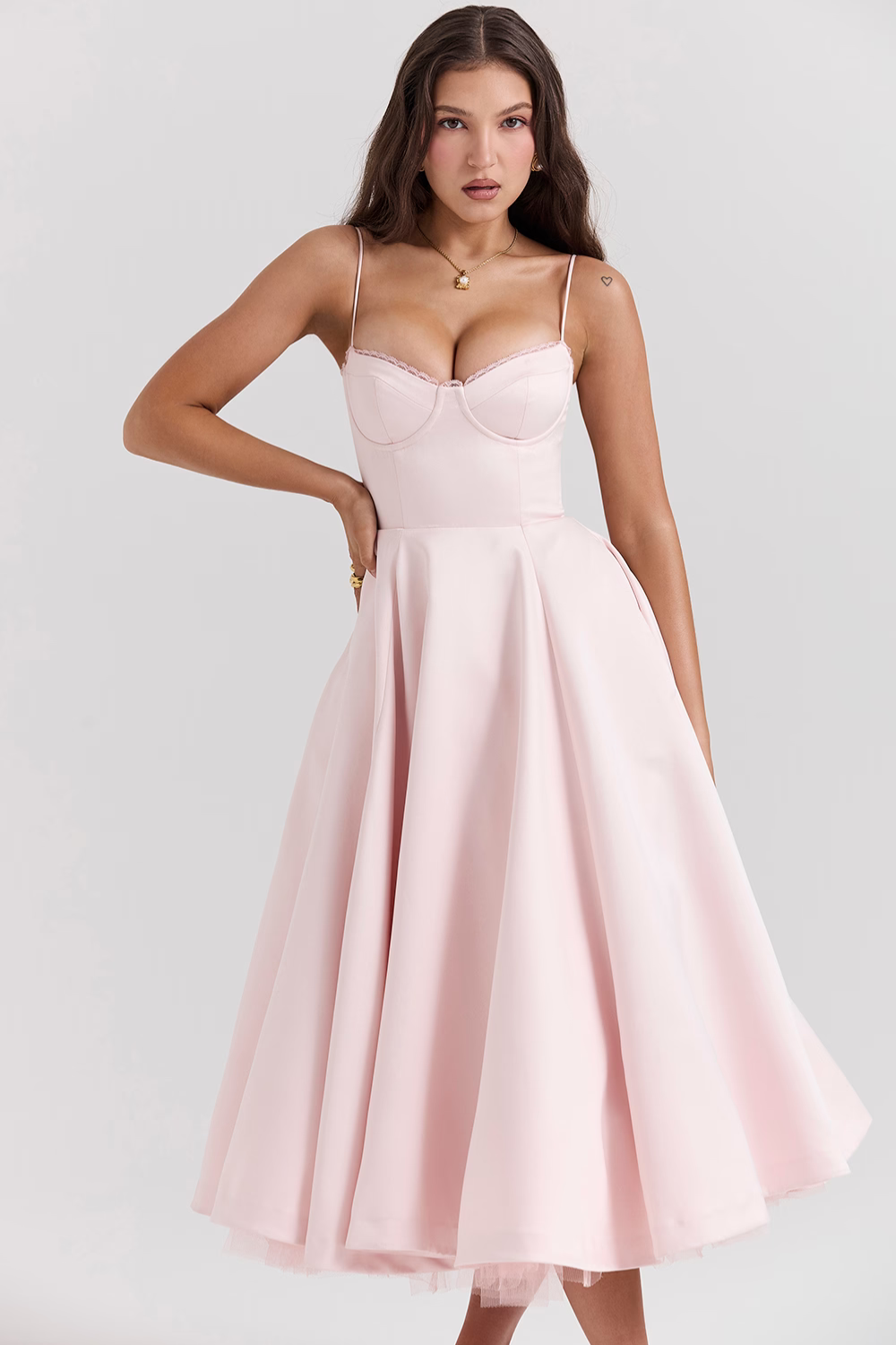 Vestido Midi Cloe - Modela a Cintura | Dupla Camada
