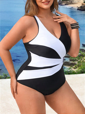 Maiô feminino com detalhe cruzado Joyce. Plus Size