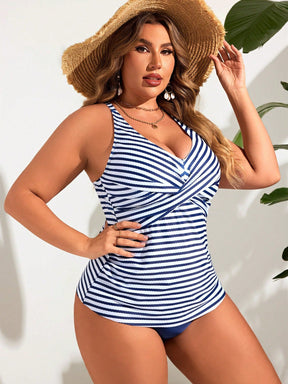 Tankini feminino listrado cintura alta Jady. Plus Size