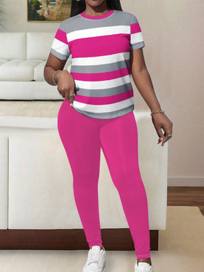 Conjunto feminino com camiseta listrada Kamala. Plus Size