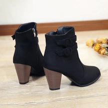 Bota Feminina Salto Alto de Zíper Goddess