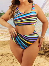 Biquini feminino de Estampa Listrada Lesly. Plus Size
