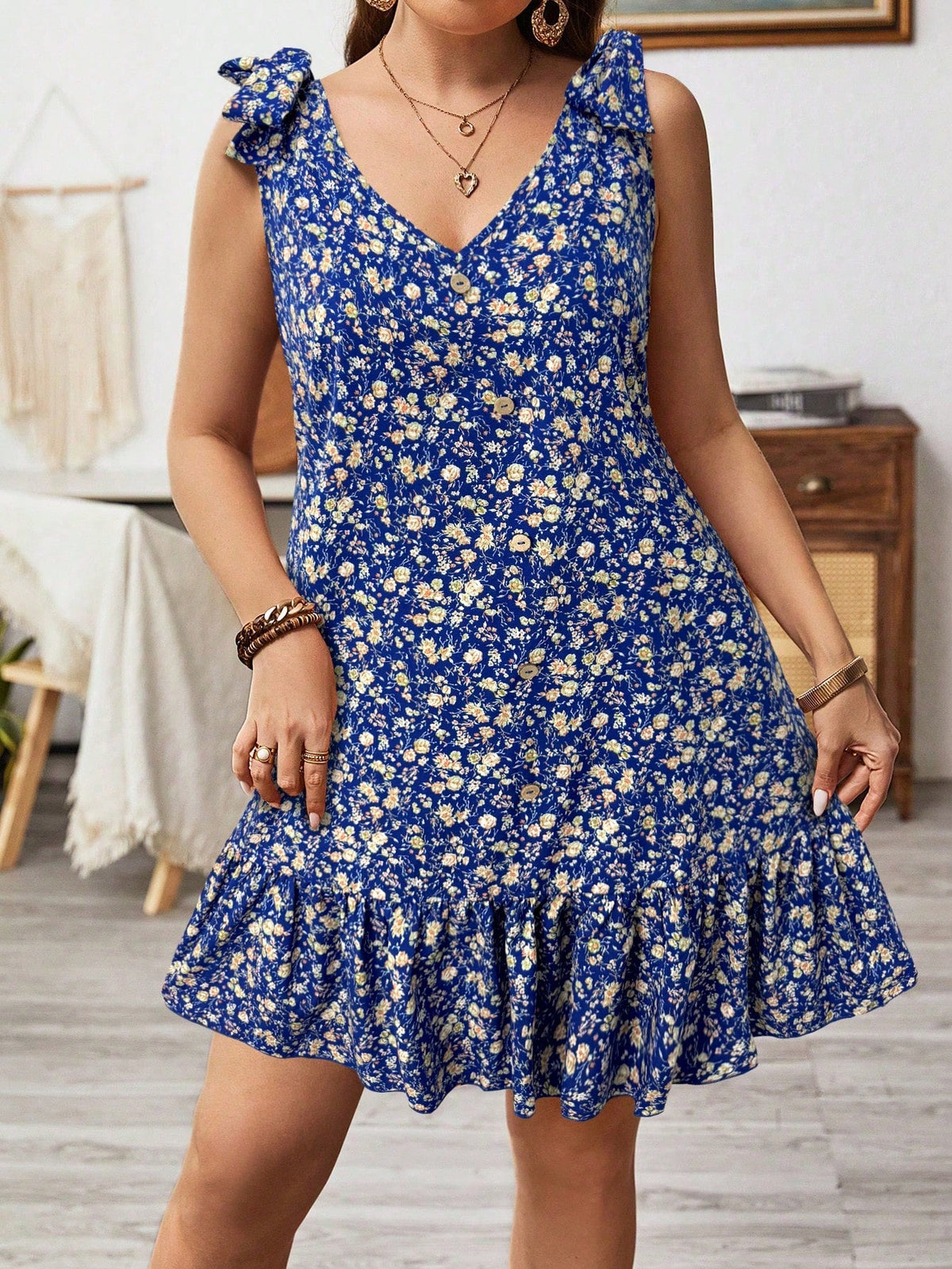 Vestido Feminino Decoração de Laço nos Ombros - Geiliane . Plus Size
