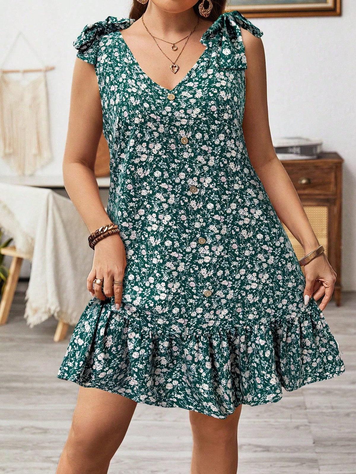 Vestido Feminino Decoração de Laço nos Ombros - Geiliane . Plus Size