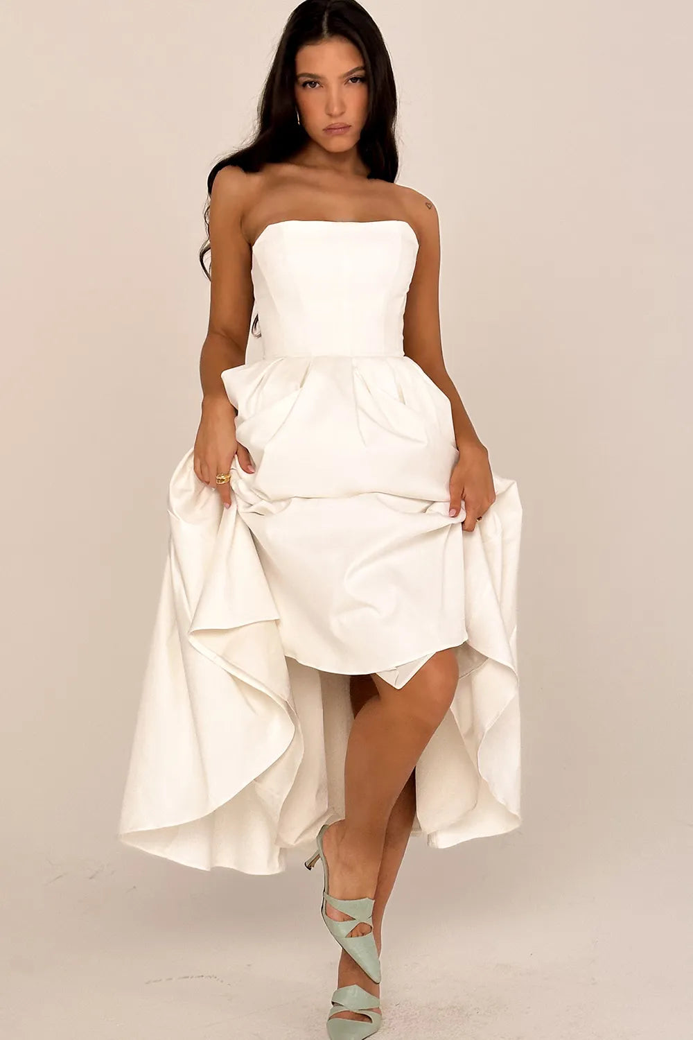 Vestido Feminino  Midi Sem Alça -  Modelo Audrey