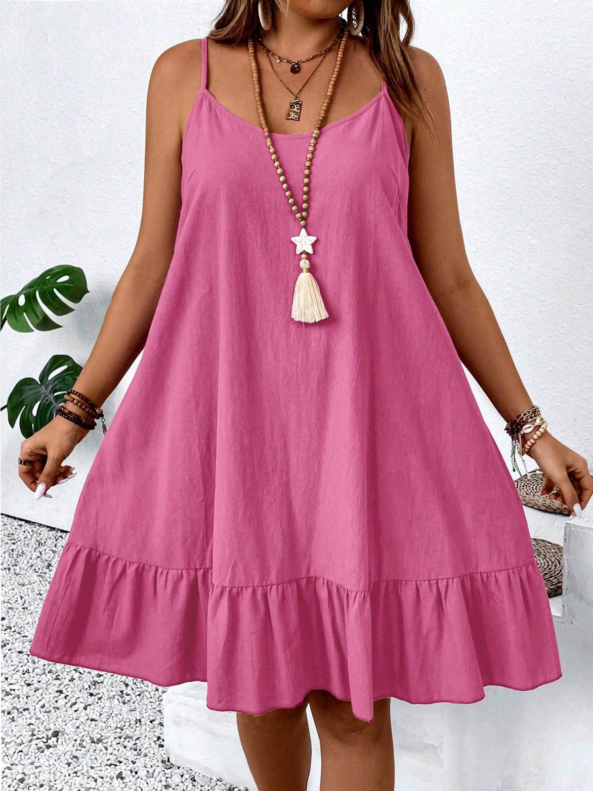 Vestido Feminino de Alça Fina com Babado na Barra - Nalyane . Plus Size