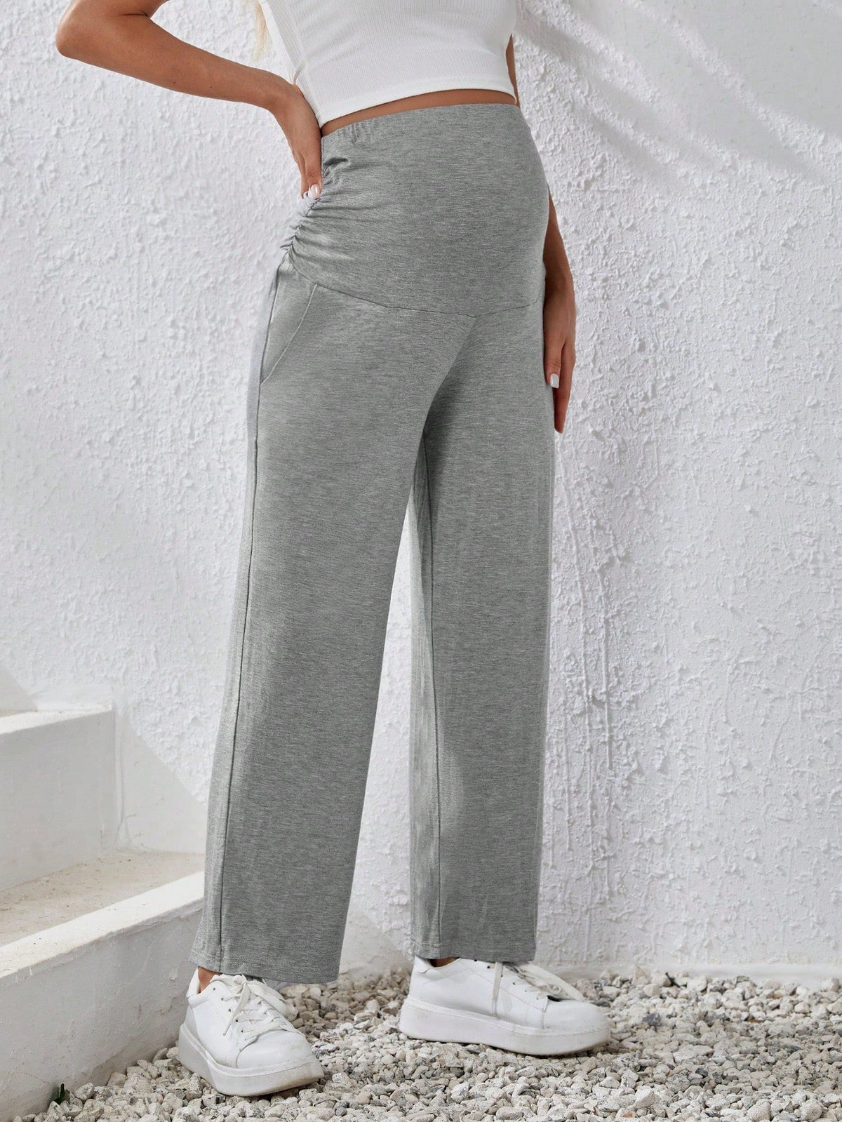 Calça Feminina Maternidade Cintura Larga e Bolso Naomi